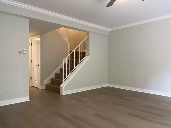 Northbrook, IL 60062,1491 Shermer Road #202-B