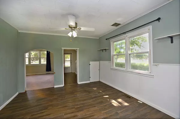 Marseilles, IL 61341,736 Commercial Street