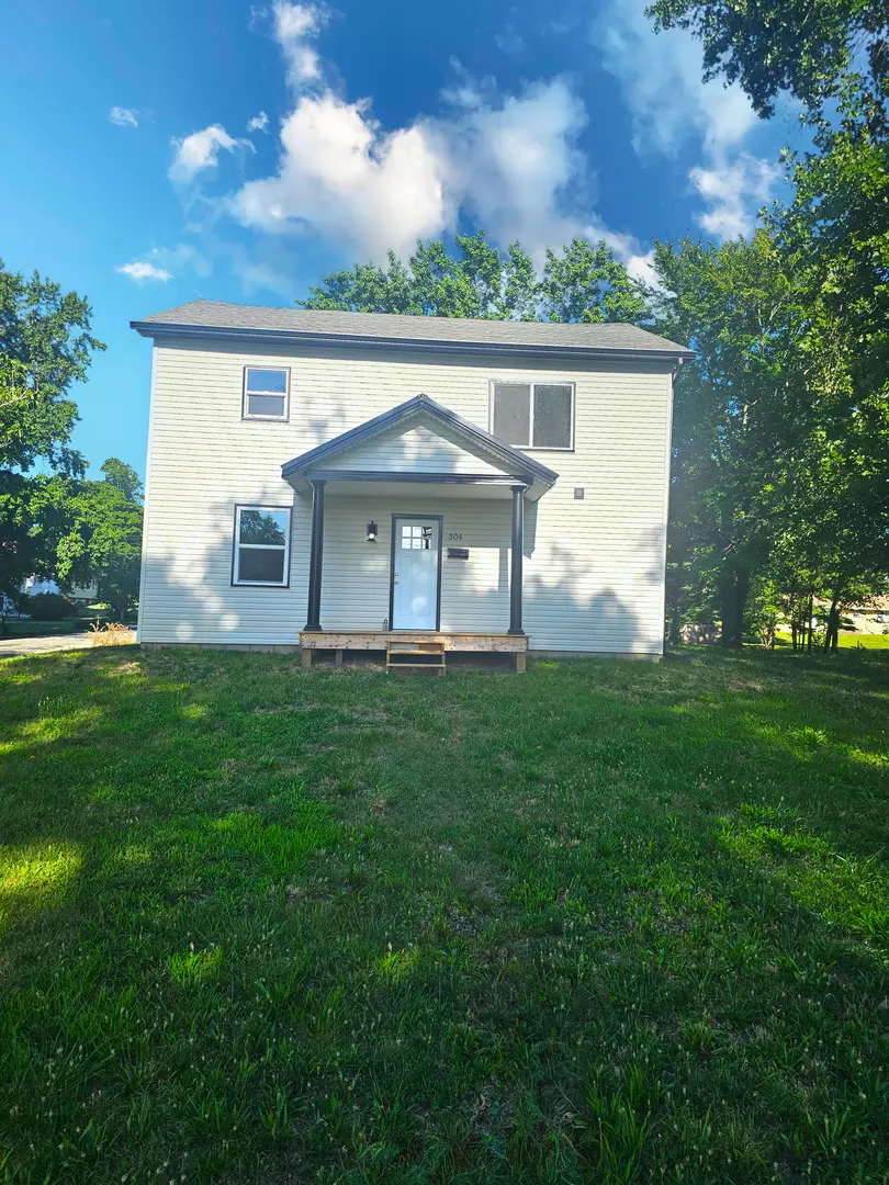 Lacon, IL 61540,304 S Fulton Street