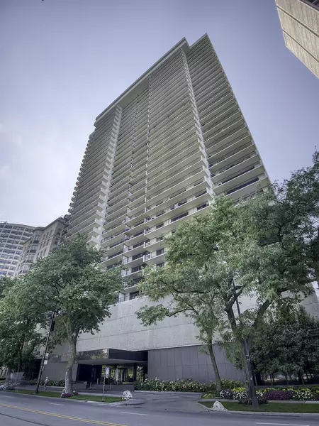 1212 N Lake Shore Drive #21AS, Chicago, IL 60610