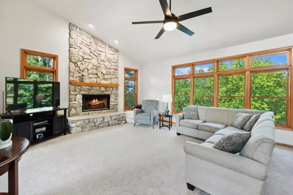 Woodstock, IL 60098,1360 Infanta Court
