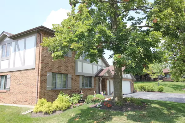 Palos Heights, IL 60463,13158 OAK HILLS Parkway #2A