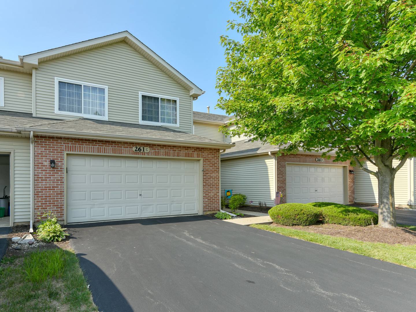 Sugar Grove, IL 60554,261 Capitol Drive #C