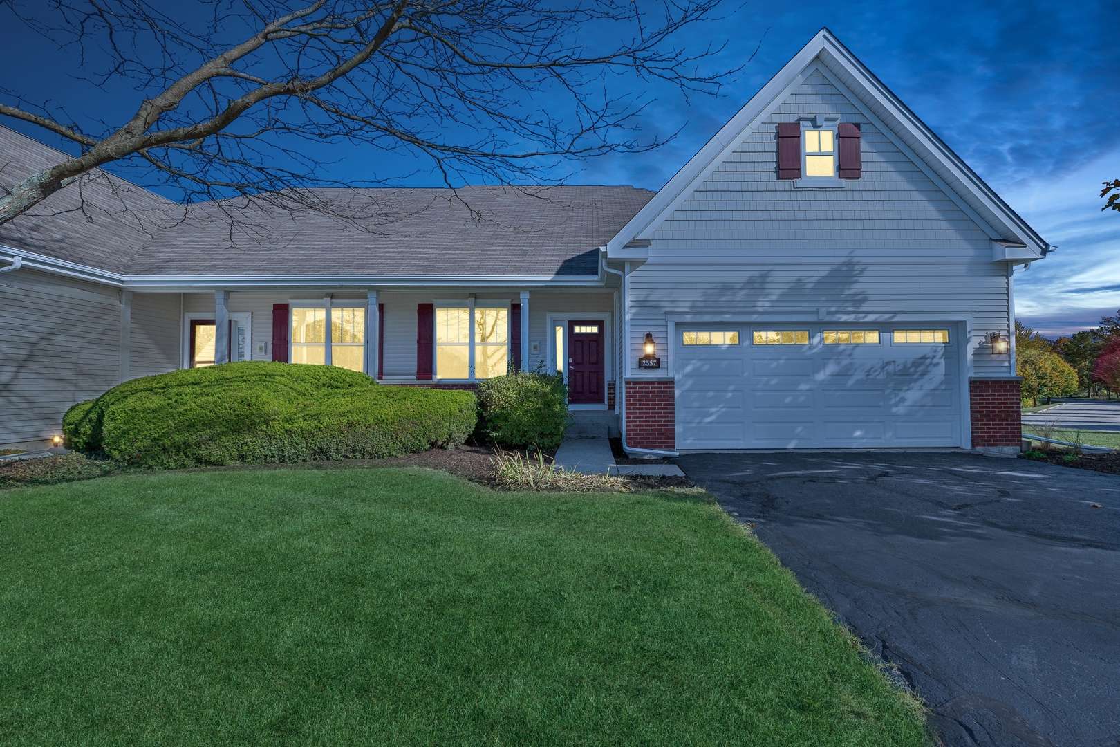 Waukegan, IL 60087,2557 Clubhome Lane #2557