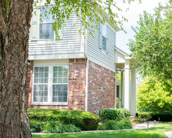 Algonquin, IL 60102,568 WOODS CREEK Lane