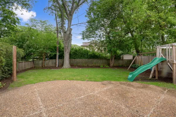 Wilmette, IL 60091,336 Hibbard Road