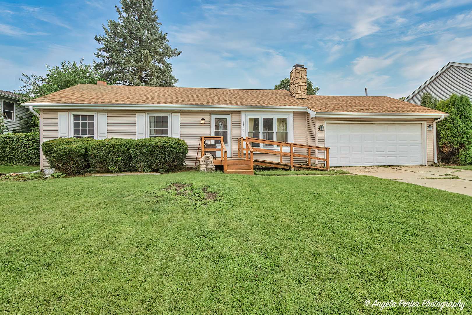 5102 Sandburg Drive,  Mchenry,  IL 60050