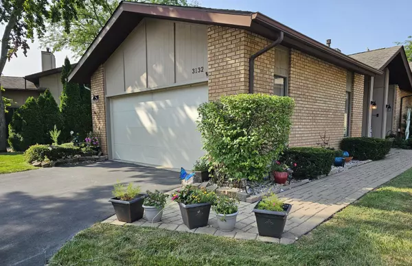 Flossmoor, IL 60422,3132 STONEGATE Court