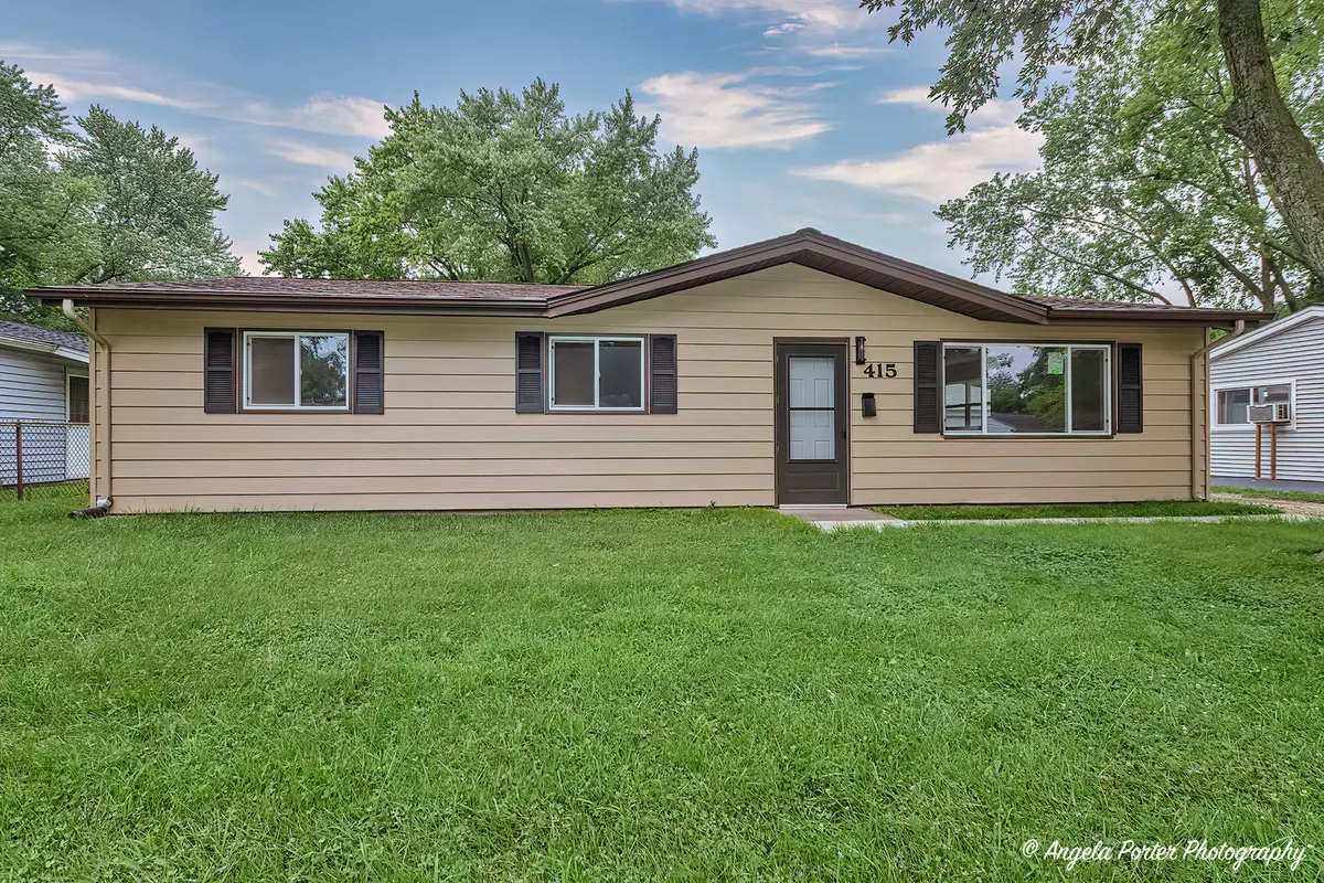 Wauconda, IL 60084,415 Oakwood Road