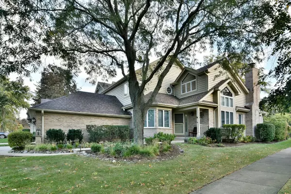 Downers Grove, IL 60515,2263 Durand Drive