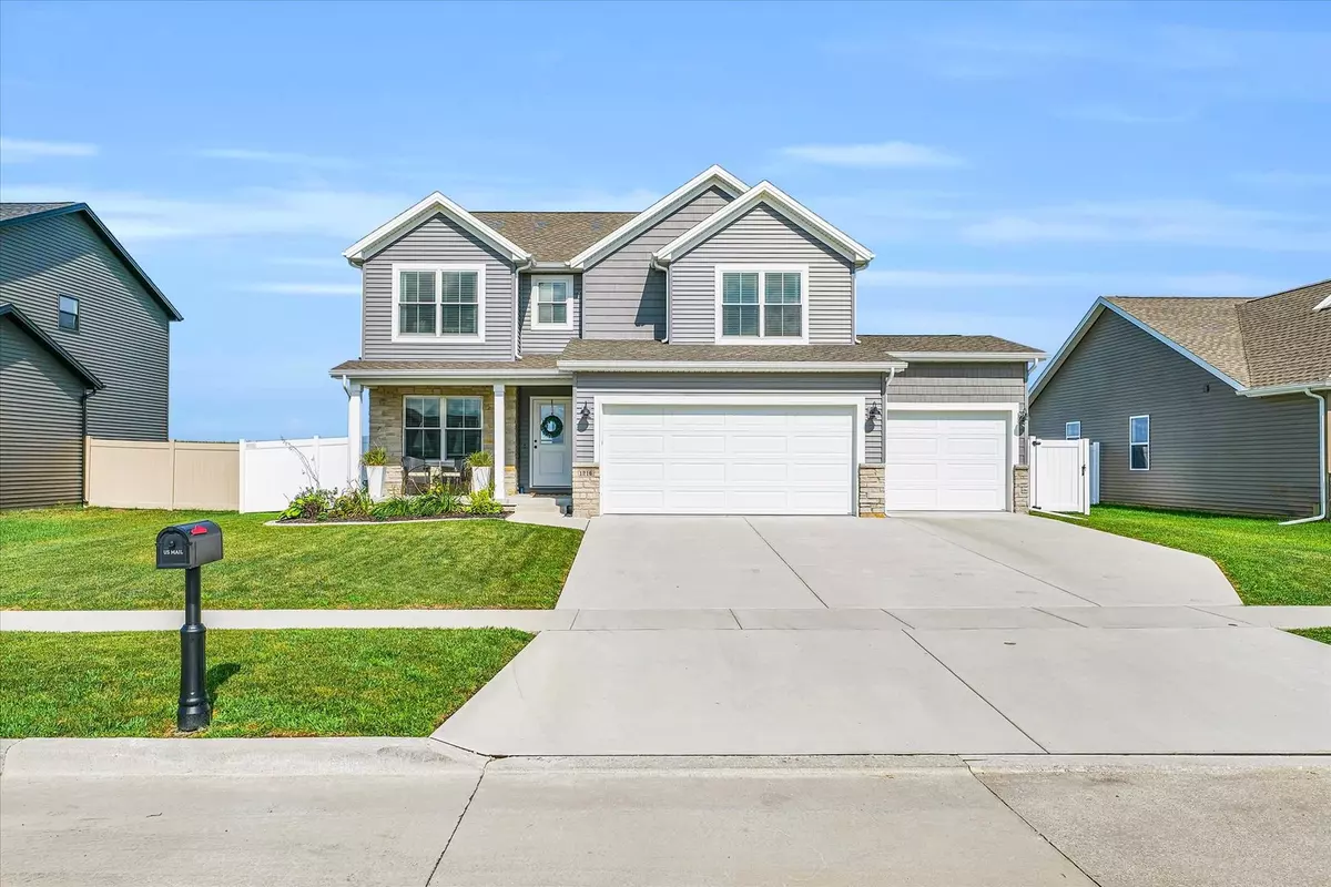 Normal, IL 61761,1216 Ledgestone Drive