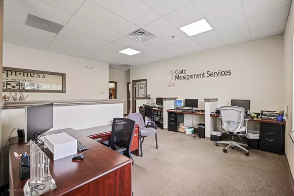 Frankfort, IL 60423,20960 Frankfort Square Road #B