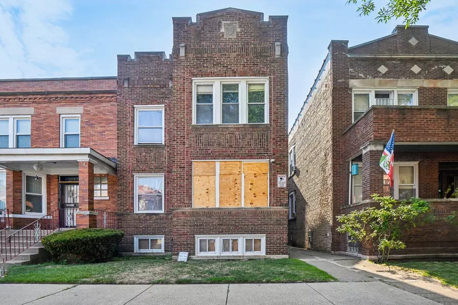 7408 S Eberhart Avenue, Chicago, IL 60619