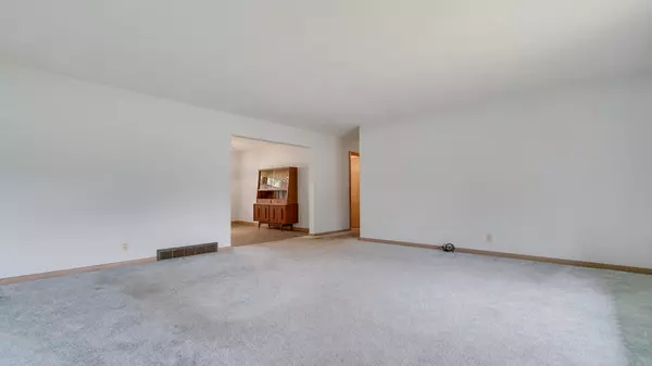 Oregon, IL 61061,270 W Margaret Fuller