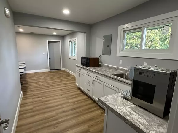 Dekalb, IL 60115,711 N 1st Street