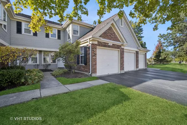 Buffalo Grove, IL 60089,145 LAWN Court