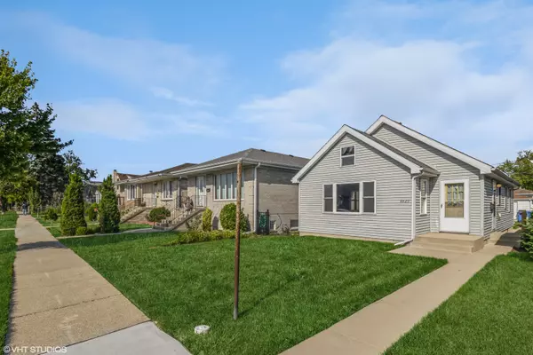 Harwood Heights, IL 60706,4429 N Sayre Avenue