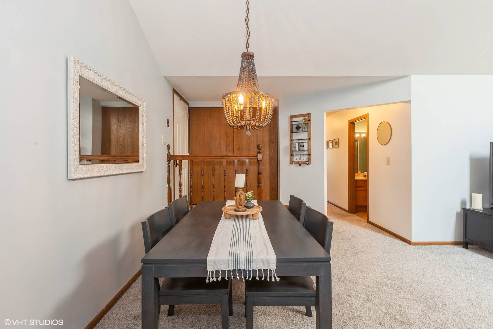 Naperville, IL 60563,977 West Court #C