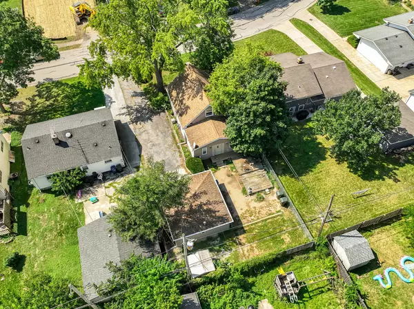 Naperville, IL 60563,1422 N Eagle Street
