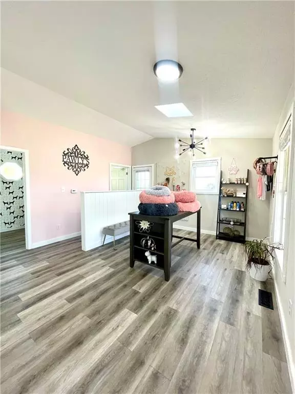 Ashmore, IL 61912,311 W Ashmore Street