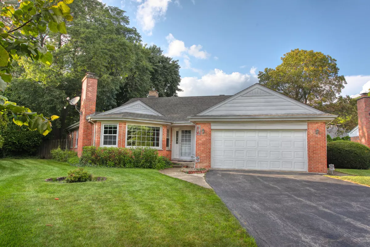 Wilmette, IL 60091,2914 Crabtree Lane