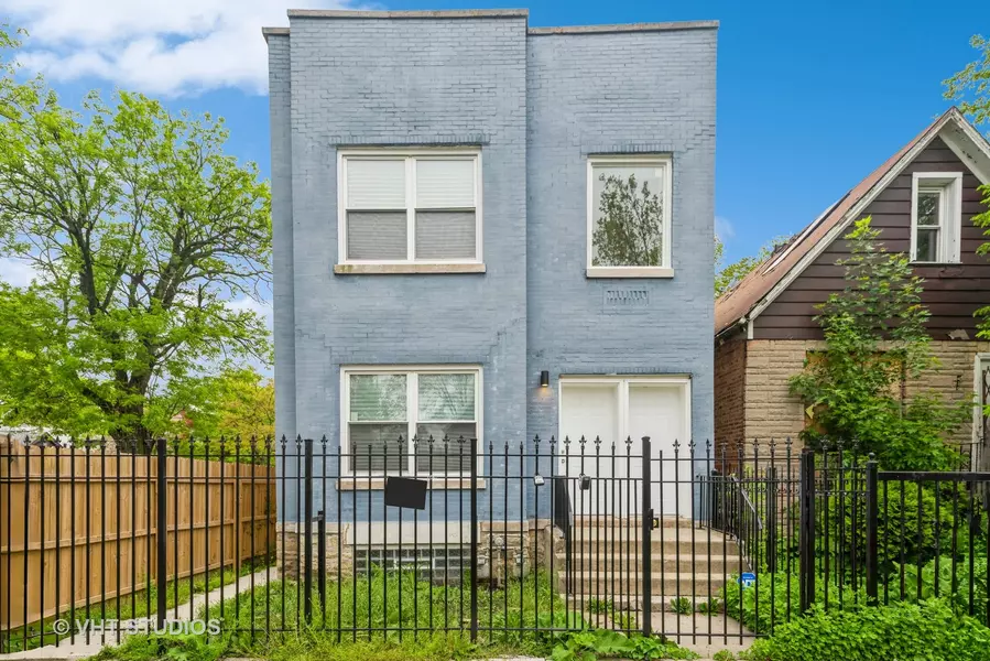 1002 N AVERS Avenue, Chicago, IL 60651