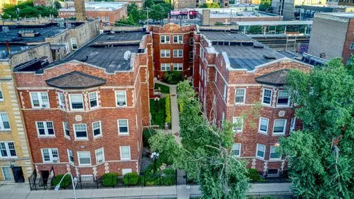 Chicago, IL 60660,6110 N Winthrop Avenue #2W