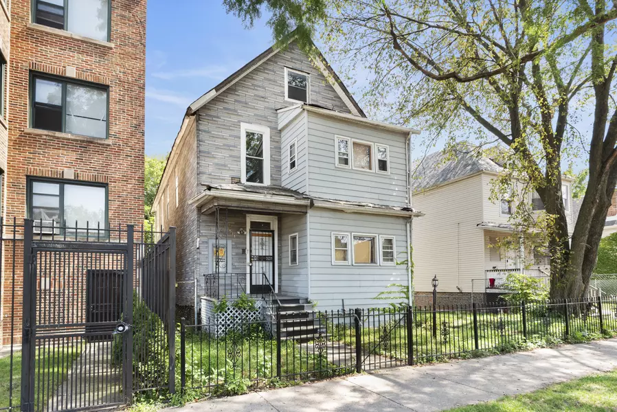 7511 S Stewart Avenue, Chicago, IL 60620