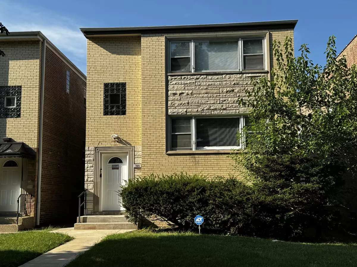 Evanston, IL 60202,725 BRUMMEL Street #2