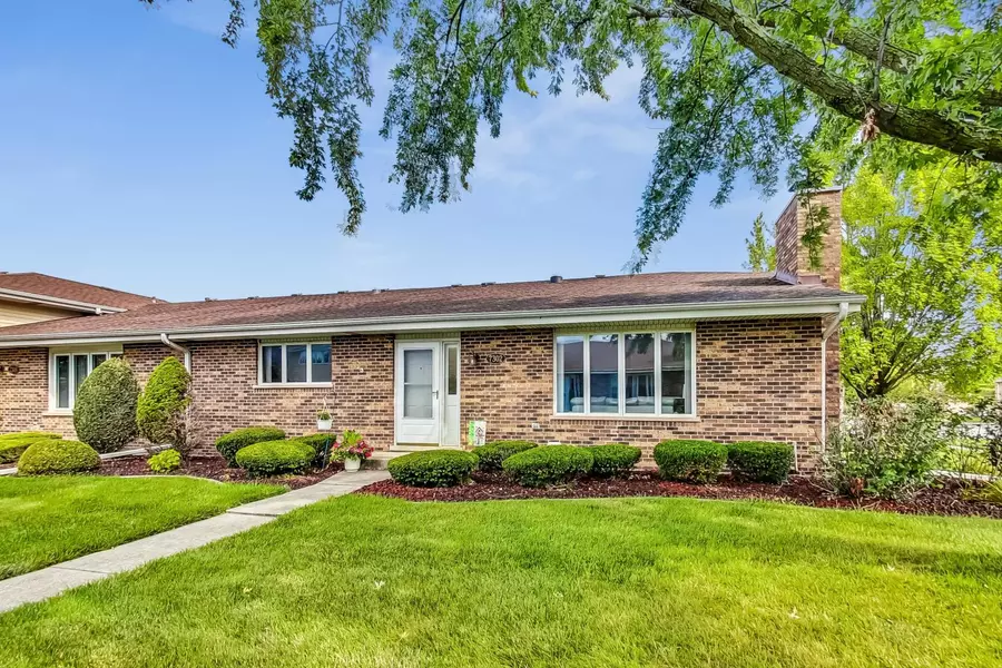 7302 W 153rd Place, Orland Park, IL 60462