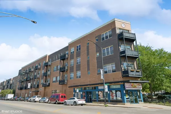 2915 N Clybourn Avenue #308, Chicago, IL 60618