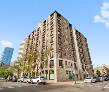 4520 N CLARENDON Avenue #906, Chicago, IL 60640