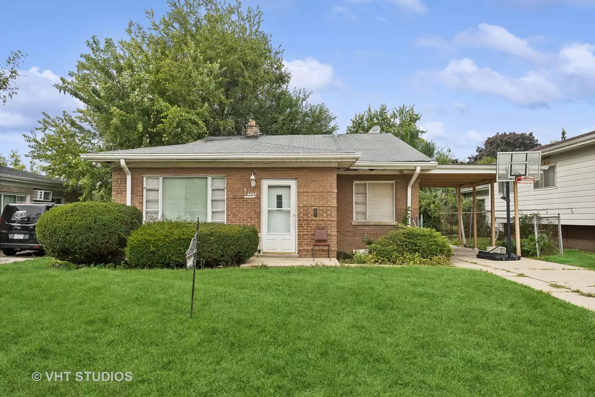 Hillside, IL 60162,4447 Idlewild Lane