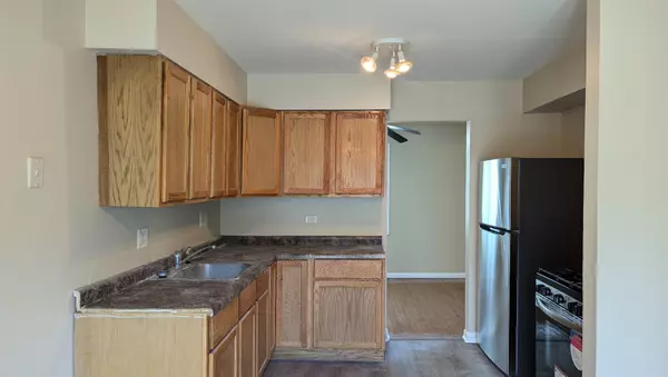 University Park, IL 60484,804 White Oak Lane