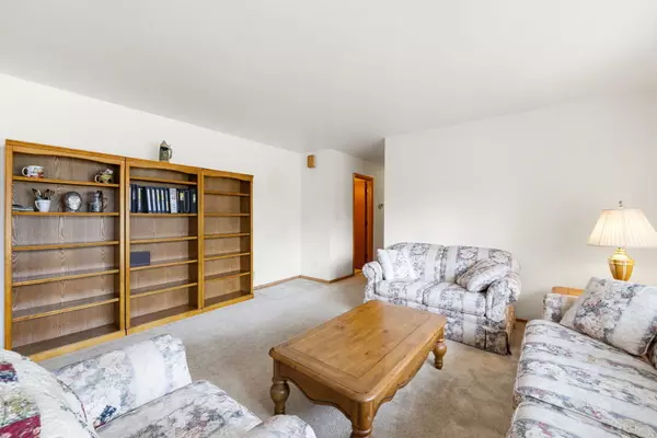 Elgin, IL 60123,13N568 Gunpowder Lane