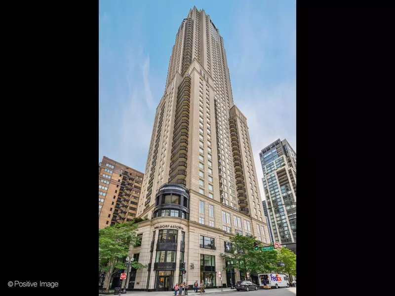 11 E Walton Street #3201, Chicago, IL 60611