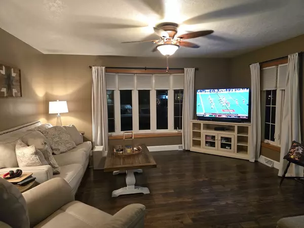 Ashkum, IL 60911,603 E Fine Street