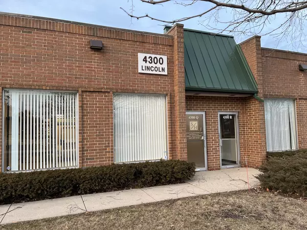 4300 Lincoln Avenue #Q, Rolling Meadows, IL 60008