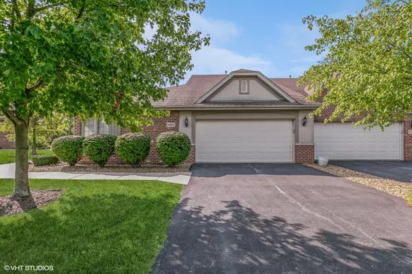 Frankfort, IL 60423,10903 Settlers Pond Court