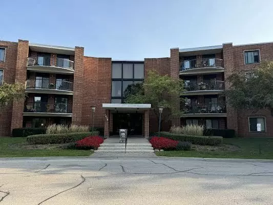 Arlington Heights, IL 60005,1415 E Central E Road #303A