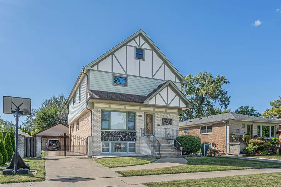 8852 S 55th Court, Oak Lawn, IL 60453