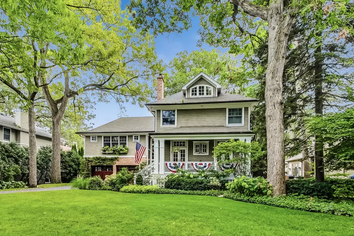Wilmette, IL 60091,611 Elmwood Avenue