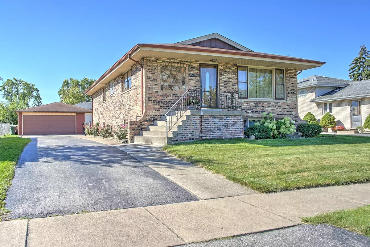 Oak Lawn, IL 60453,6347 W 89th Place