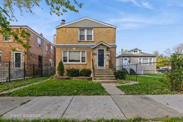 9204 S Perry Avenue, Chicago, IL 60628