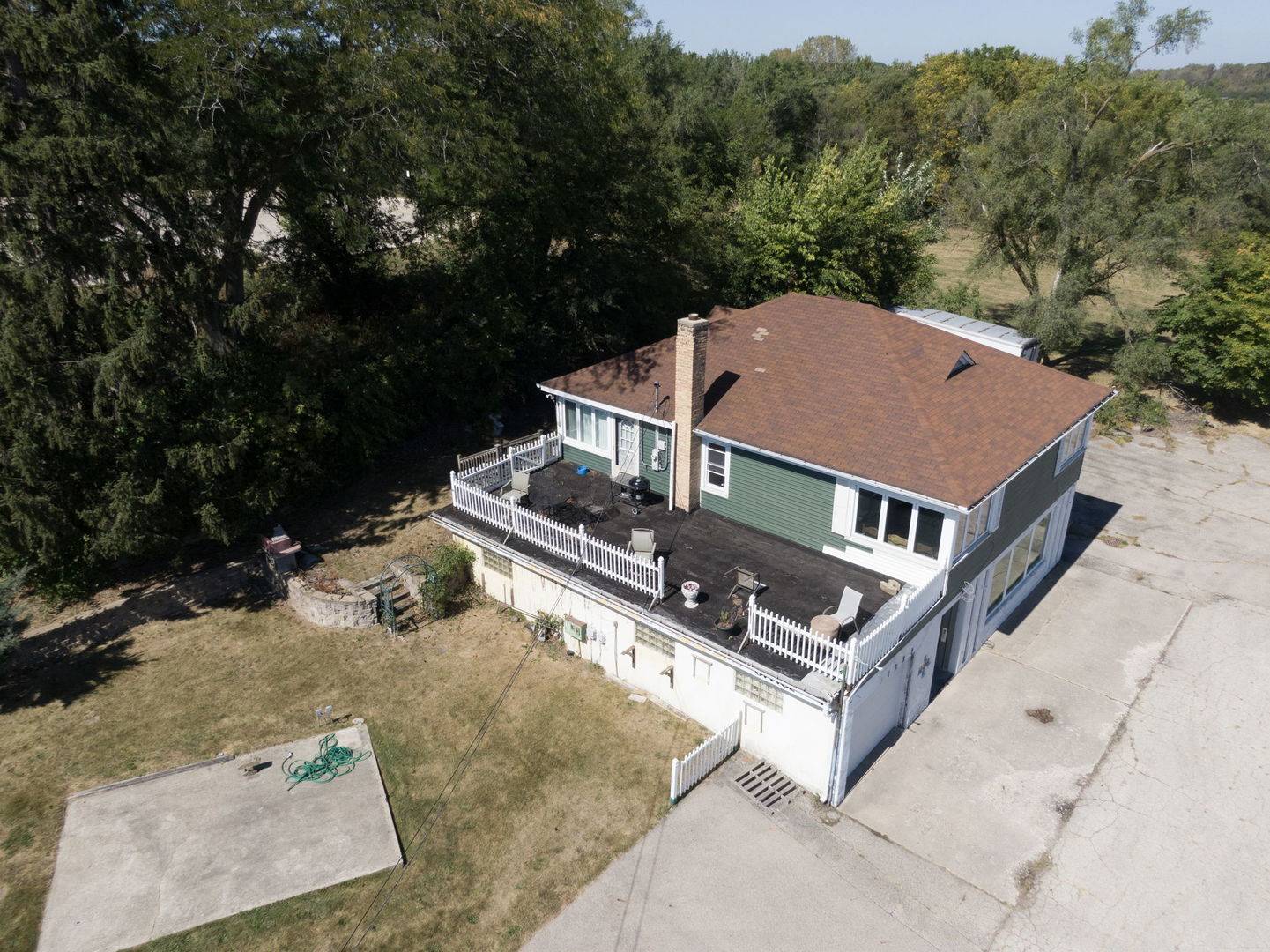 Volo, IL 60073,31828 N Us Highway 12
