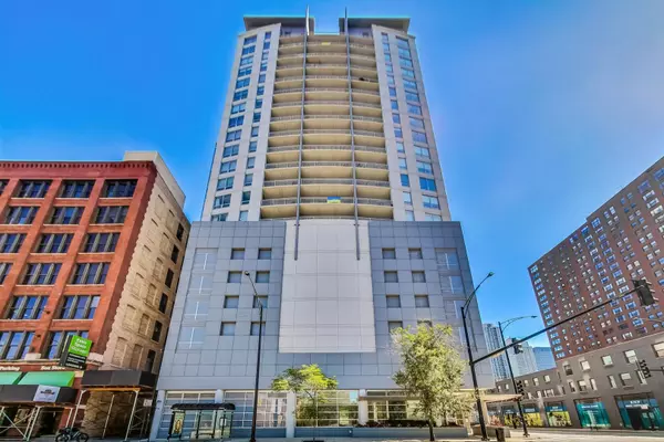 330 W Grand Avenue #1305, Chicago, IL 60654