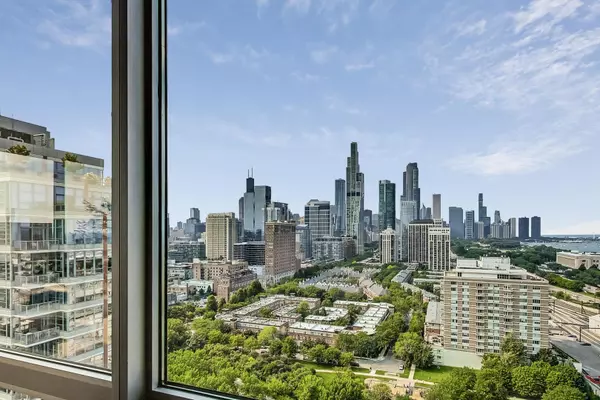 Chicago, IL 60616,1629 S Prairie Avenue #2211