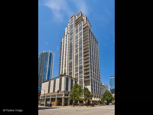 Chicago, IL 60654,200 W Grand Avenue #1102