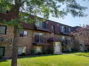 Mount Prospect, IL 60056,503 DEMPSTER Street #2S