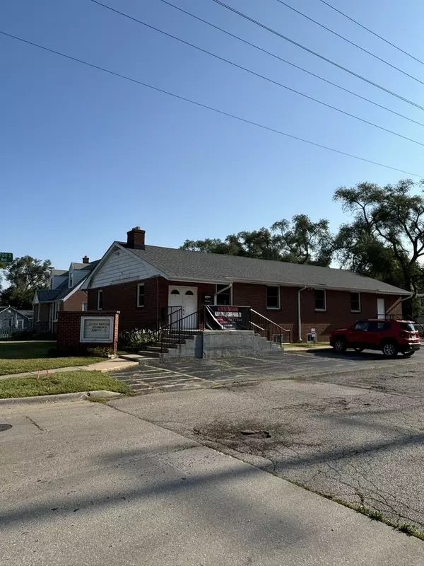 Rockford, IL 61109,2738 9th Street